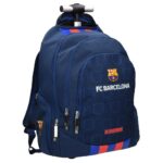 Голяма синя раница на колела FC Barcelona с няколко отделения и отборен лого.